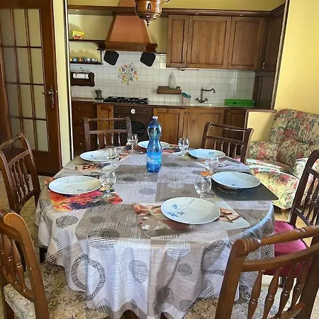 Semesterbostad Casa Vacanza Ca Di Olga E Cele Cervasca